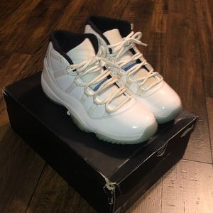 Jordan 11 Columbia blue